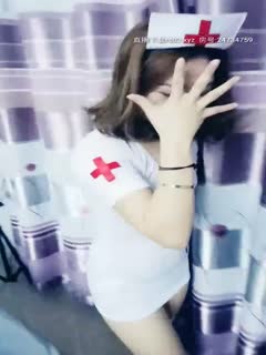 【潮喷妹妹】情侣居家啪啪情趣护士装,拨开定制上位骑乘猛操呻吟,很是诱惑喜欢不要错过第01集 【潮喷妹妹】情侣居家啪啪情趣护士装,拨开定制上位骑乘猛操呻吟,很是诱惑喜欢不要错过第01集