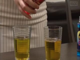 中文字幕TEM059夫に睡眠薬、夫の部下には強力勃起薬をこっそり飲ませて誘惑し何度も強制射精させる淫乱発情妻!第01集<script src=