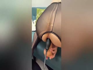 果然双插刺激加倍,说不说小母狗的口活是真好啊,看着淫妻吃别人的鸡巴才叫爽,被单男艹飞了,对白超骚超骚超骚气!第01集<script src=