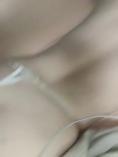 气质大眼萌妹子全裸热舞模特白皙好身材，男友贴心服务舔逼露脸口交啪啪做爱第03集