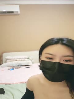 无套啪啪操颜值婊超卖力口活吃屌，大屌把骚穴塞的满满真舒服传教撸射在胸口上第01集<script src=