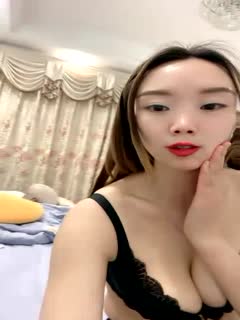 长发气质很好的轻熟女美少妇,奶子很丰满,肥臀黑丝卧室中掰穴自慰诱惑十足第03集
