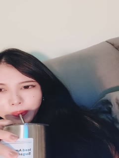 模特小骚货!炮友干废了自慰!4小时激情不断,丁字裤美腿黑丝,假屌各种姿势抽插,手指插入猛扣第04集<script src=